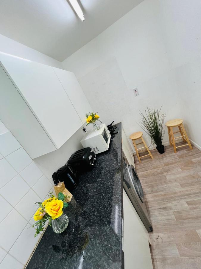 2-Bedroom Plus Living Room Flats Near Edgware Road Londres Exterior foto